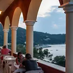 Bay In Kalamaki Beach, 3 Stars Πανσιόν Απραός