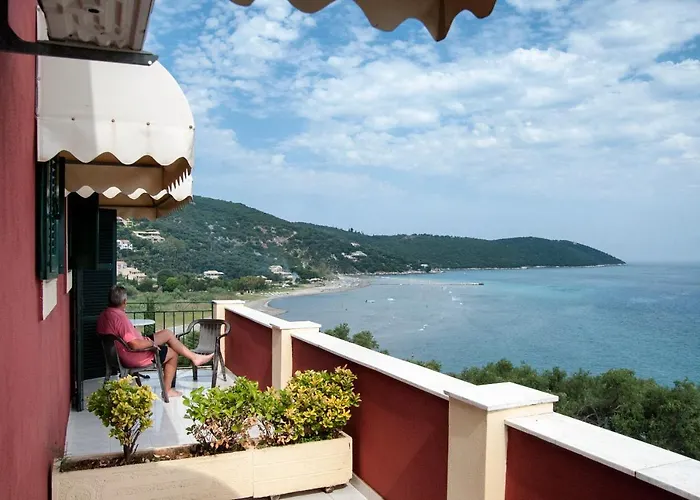 Casa de hóspedes Bay In Kalamaki Beach, 3 Stars Apraos